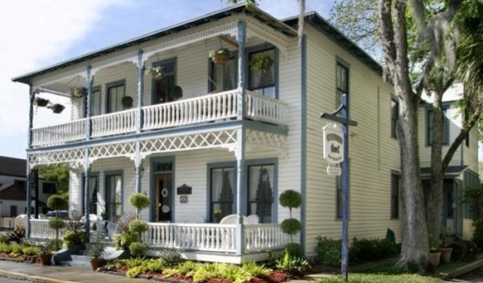 Carriage Way Bed and Breakfast