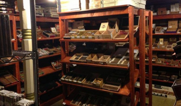 R and R Cigars