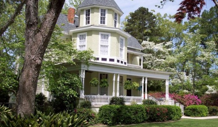 Garden Path Inn Bed & Breakfast