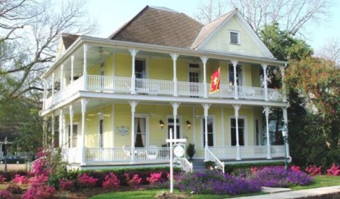 Queen Ann bed and Breakfast